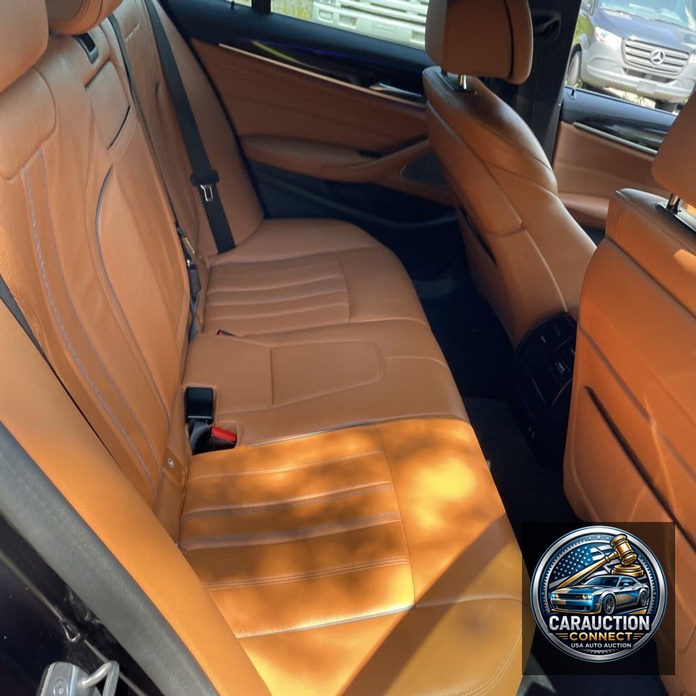 2021 BMW 5-Series M550xi