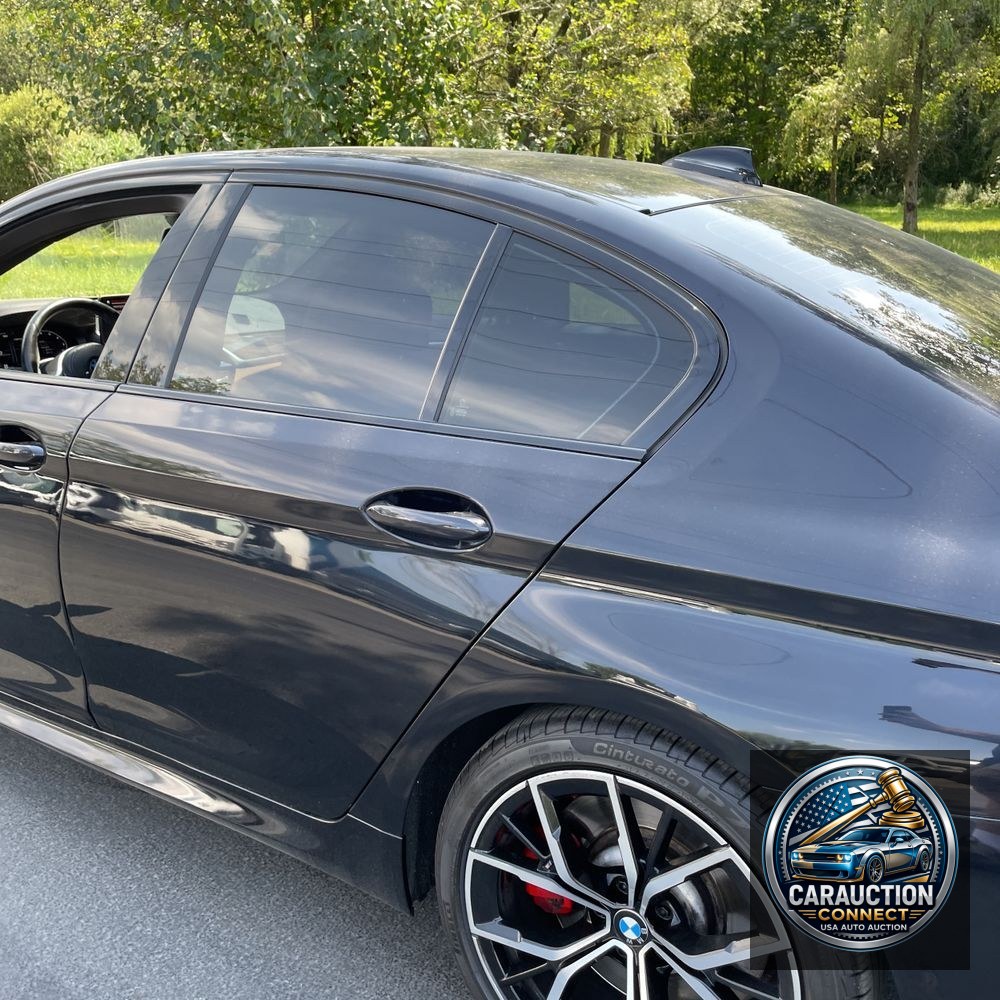 2021 BMW 5-Series M550xi