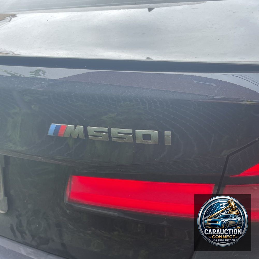 2023 BMW 5-Series M550xi