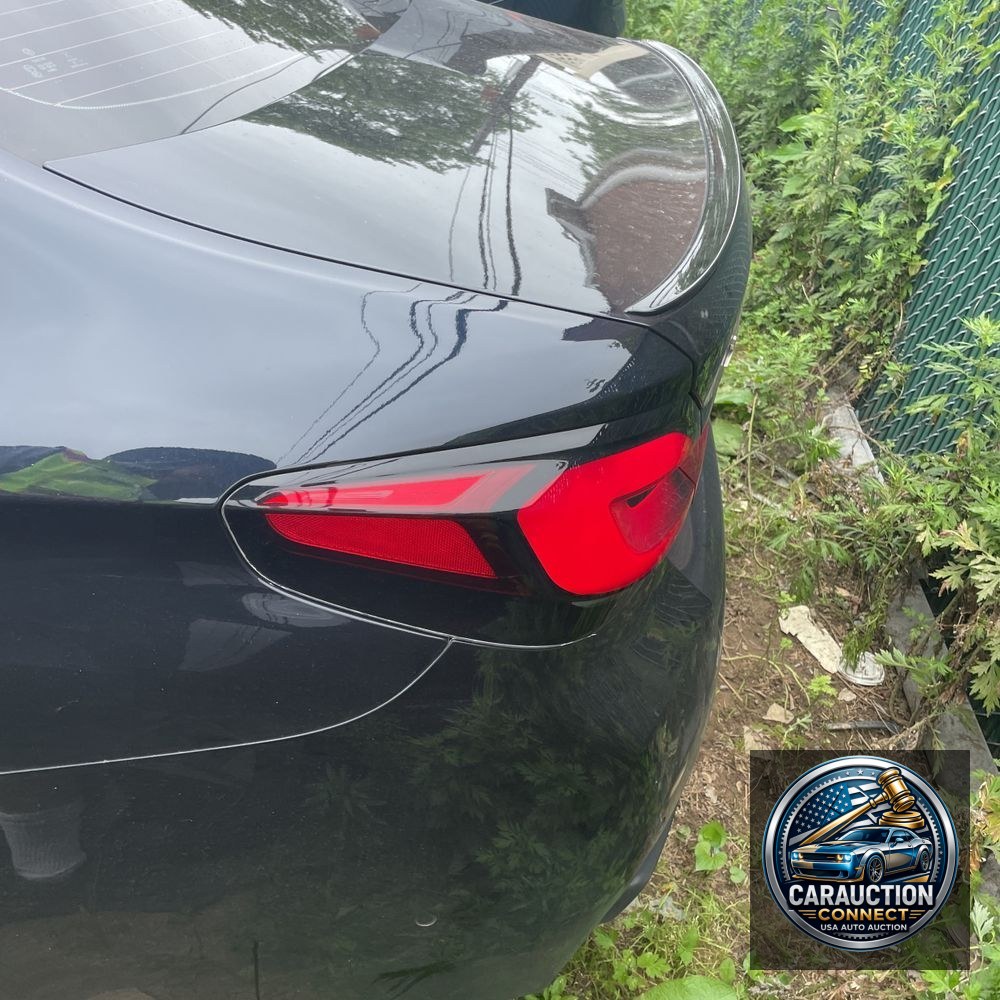 2023 BMW 5-Series M550xi