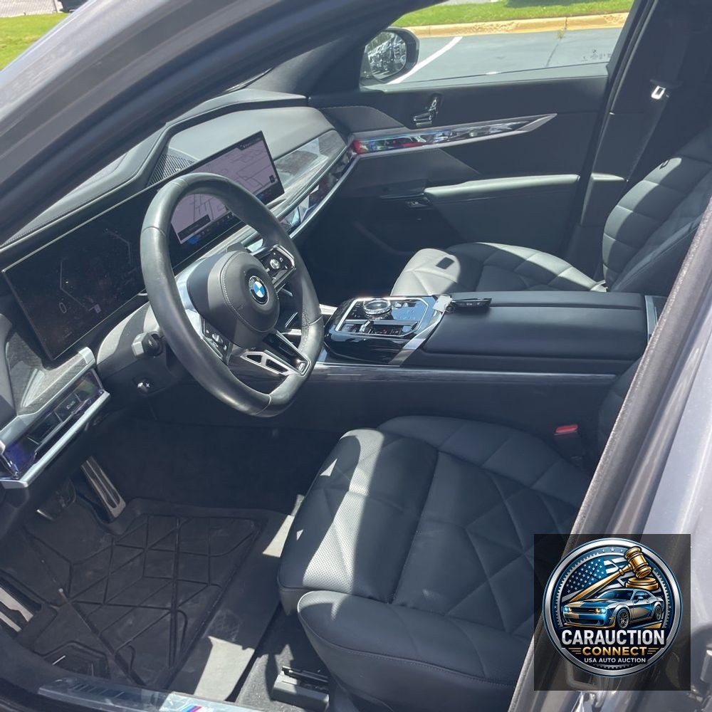 2023 BMW 7-Series 740i