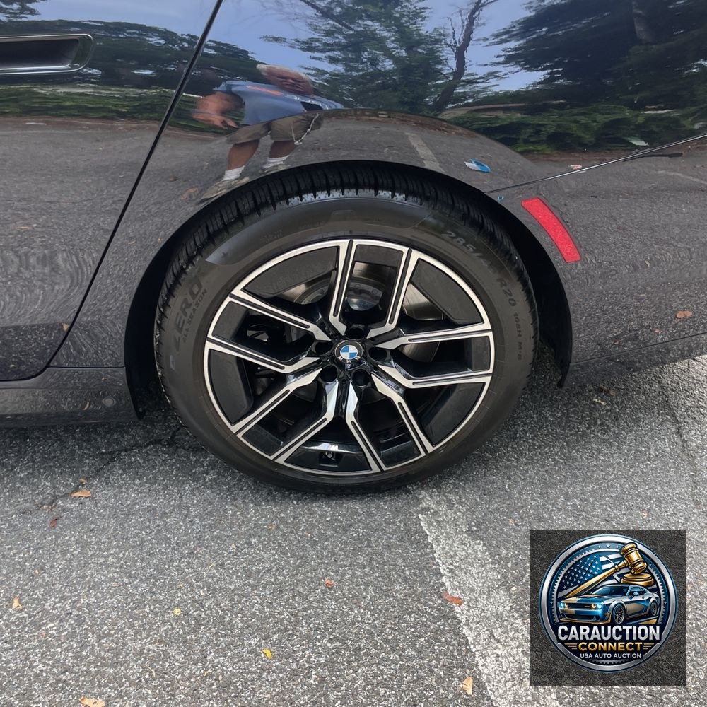 2023 BMW 7-Series 760xi