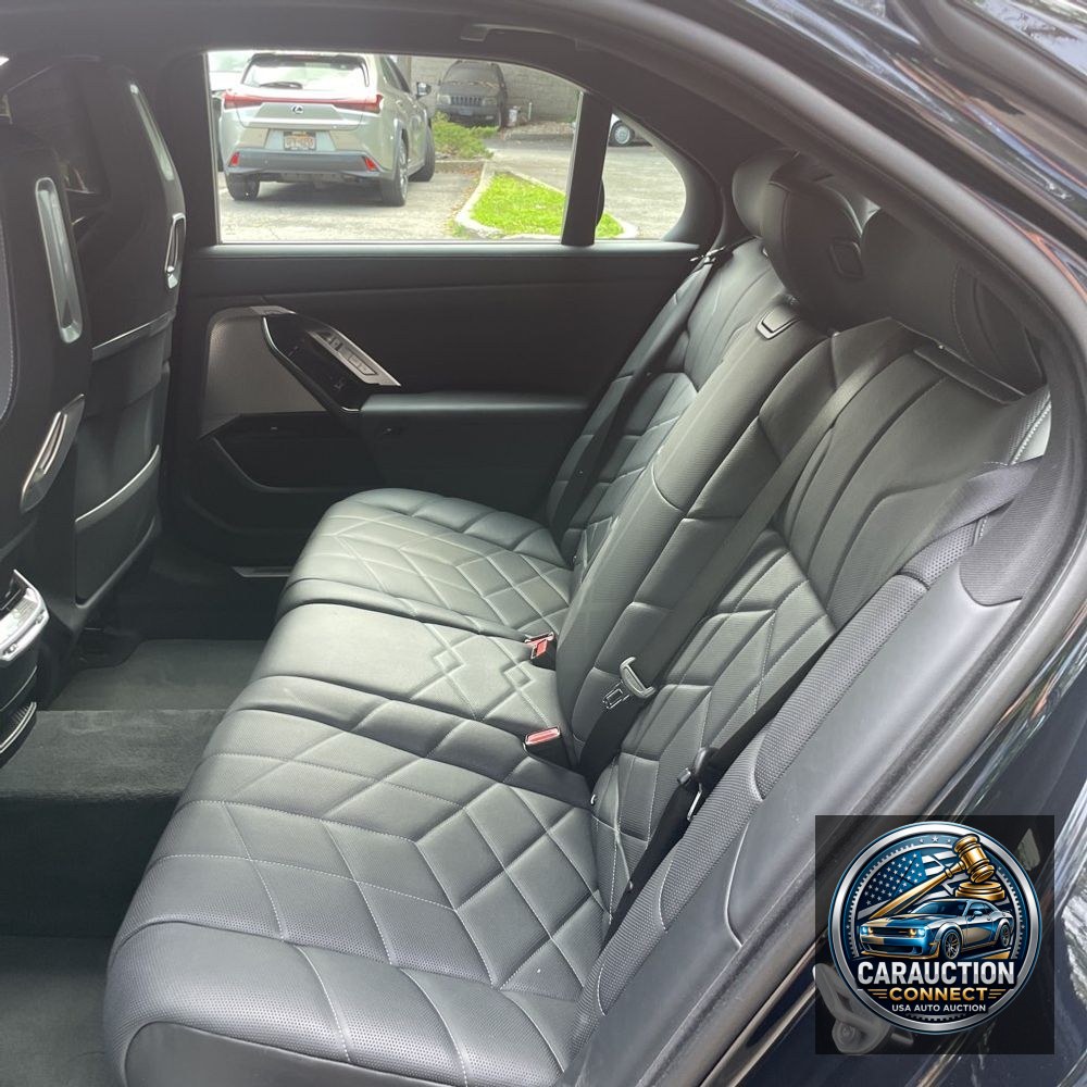2023 BMW 7-Series 760xi