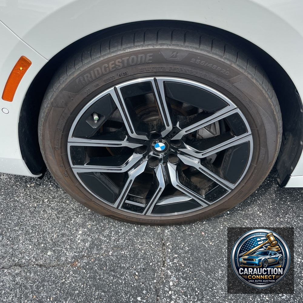 2023 BMW 7-Series 760xi