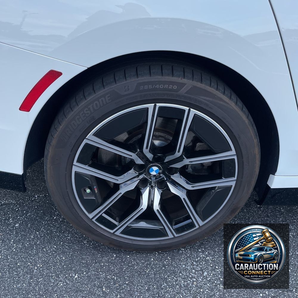 2023 BMW 7-Series 760xi