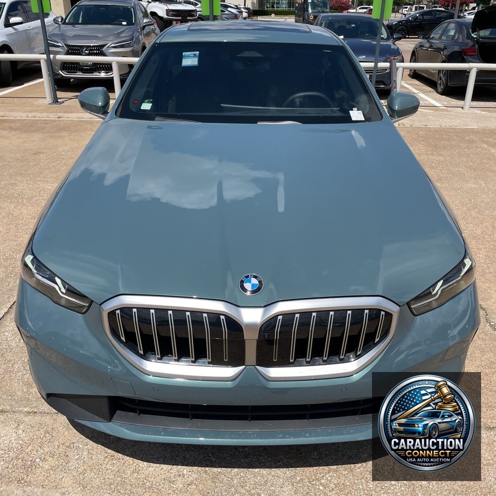2025 BMW 5-Series 530i