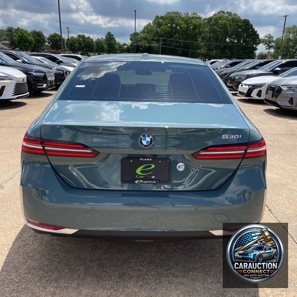 2025 BMW 5-Series 530i