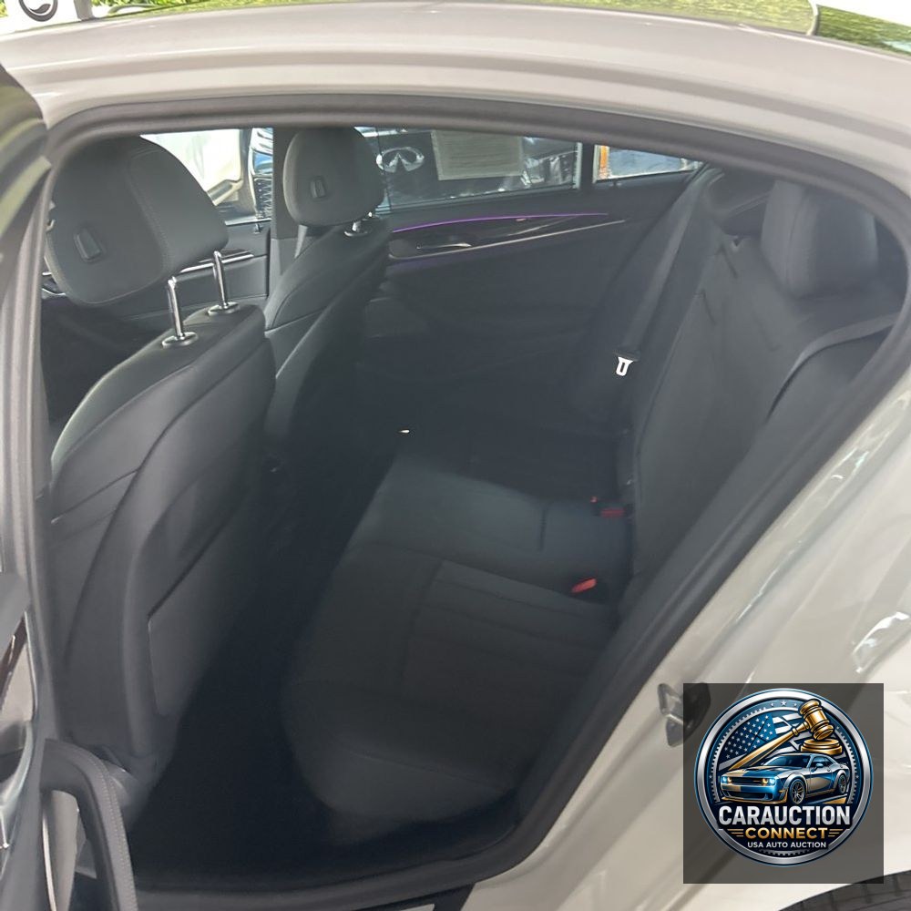2023 BMW 5-Series 540xi