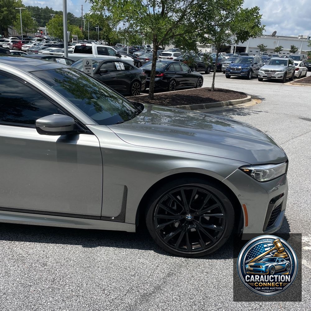 2022 BMW 7-Series 740i