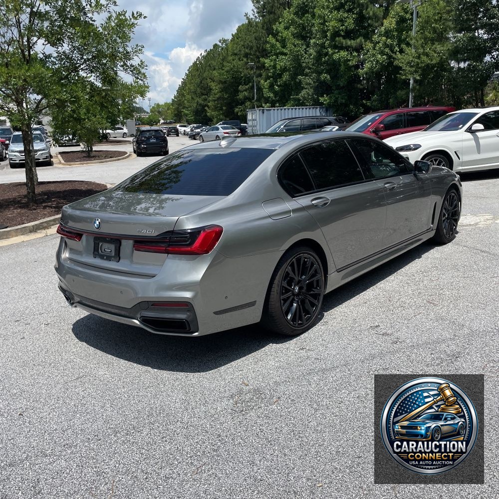 2022 BMW 7-Series 740i