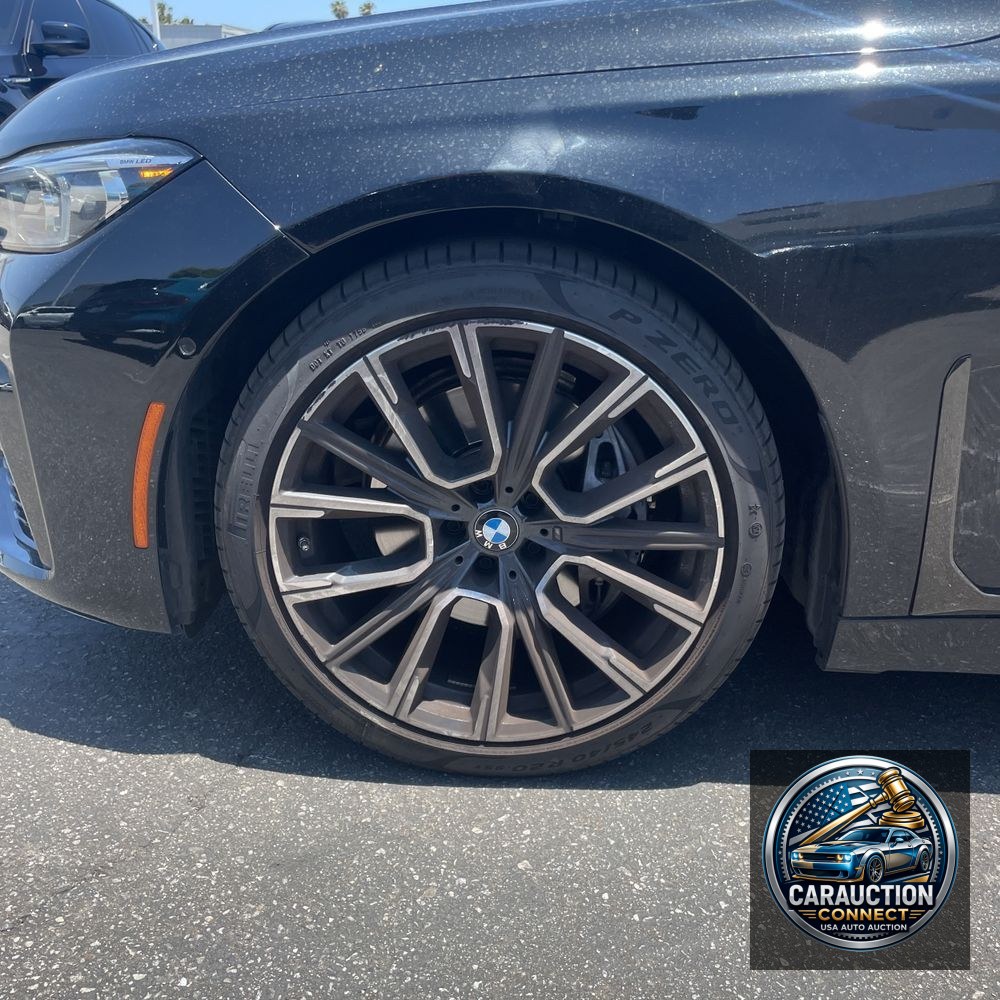 2022 BMW 7-Series 740i