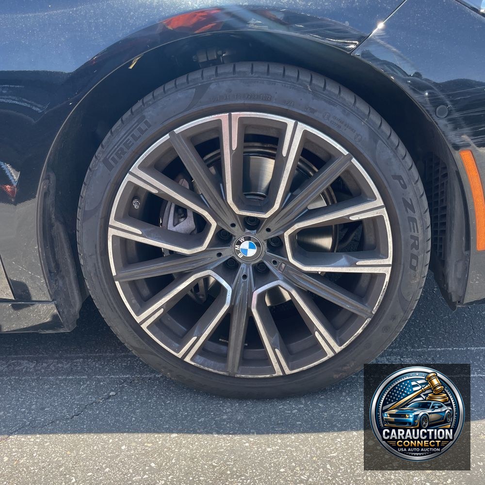 2022 BMW 7-Series 740i