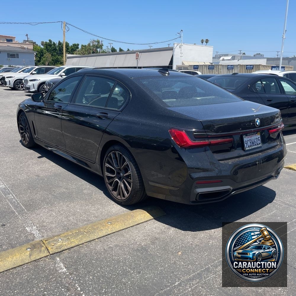 2022 BMW 7-Series 740i