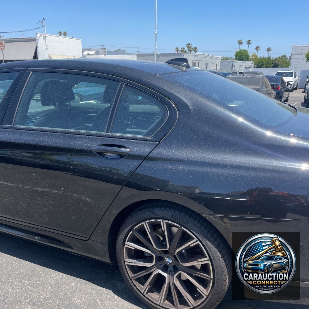 2022 BMW 7-Series 740i