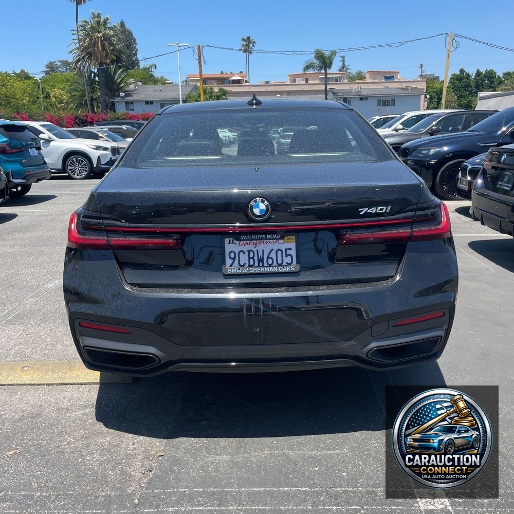 2022 BMW 7-Series 740i