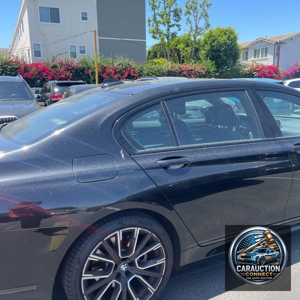2022 BMW 7-Series 740i