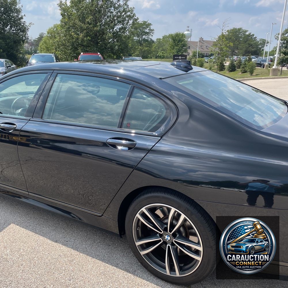 2022 BMW 7-Series 740xi