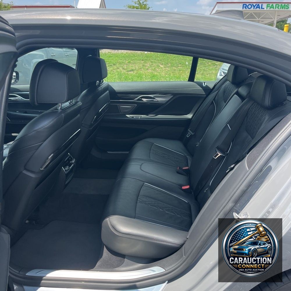 2022 BMW 7-Series 750xi