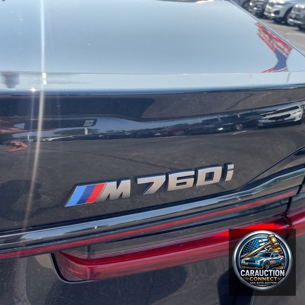 2022 BMW 7-Series M760xi