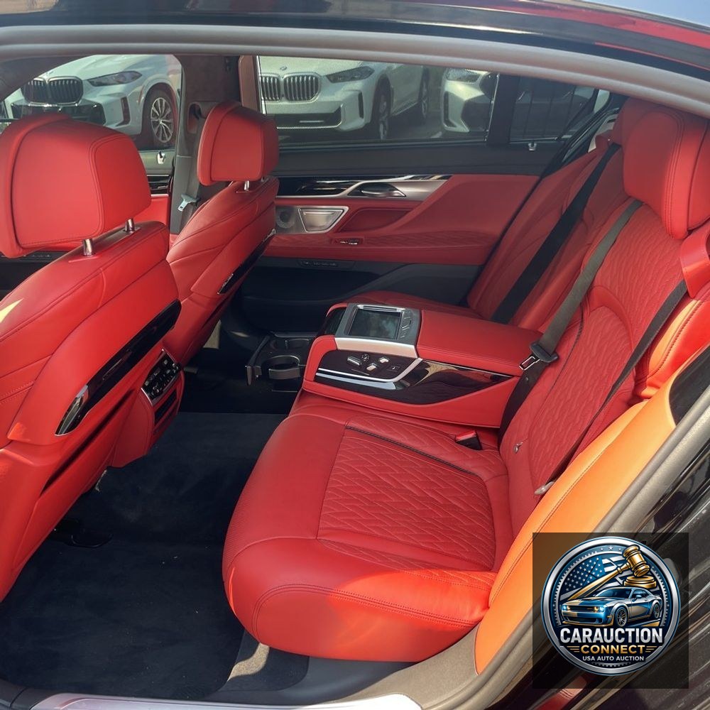 2022 BMW 7-Series M760xi