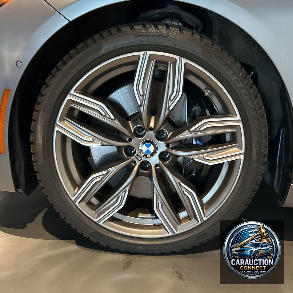 2022 BMW 7-Series M760xi