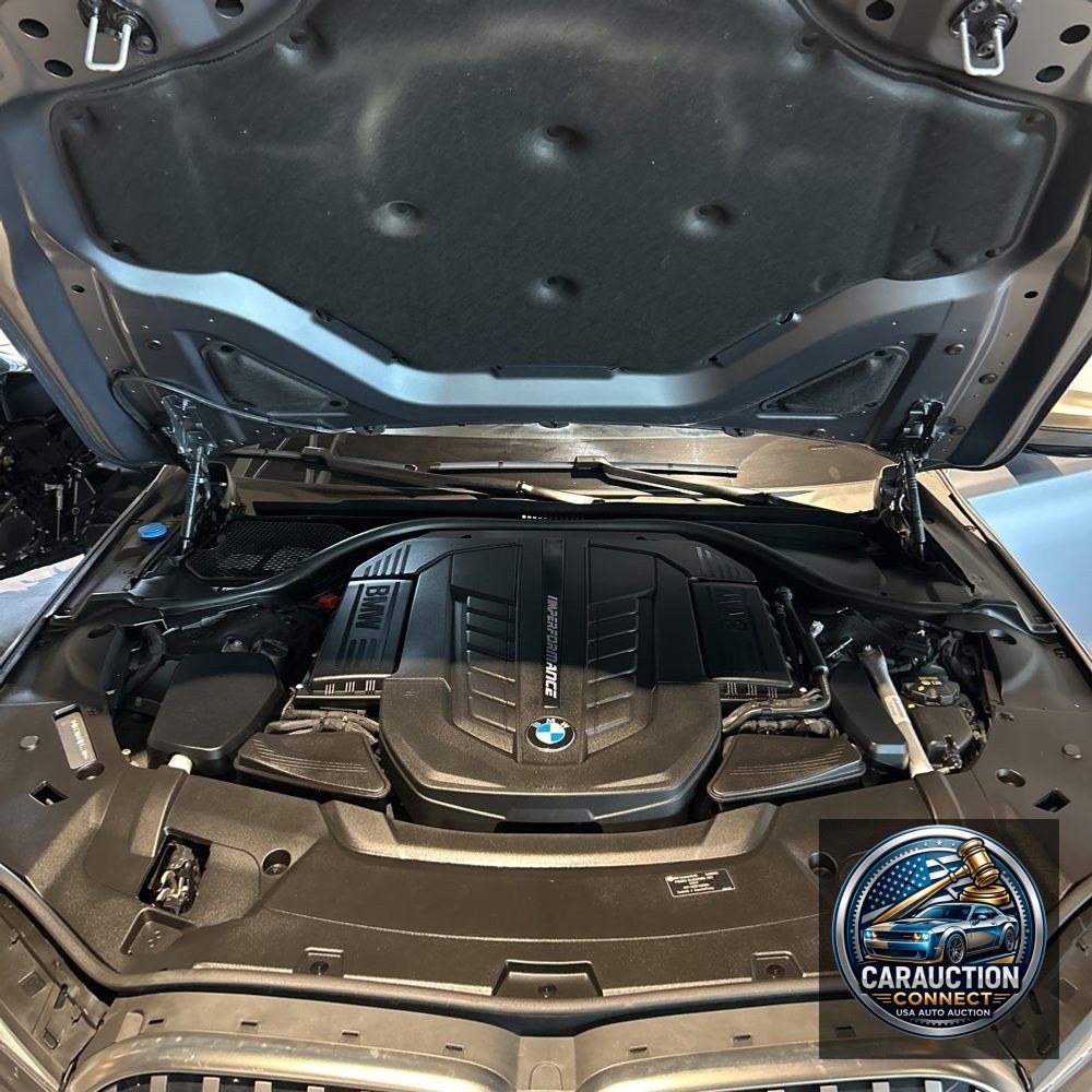 2022 BMW 7-Series M760xi