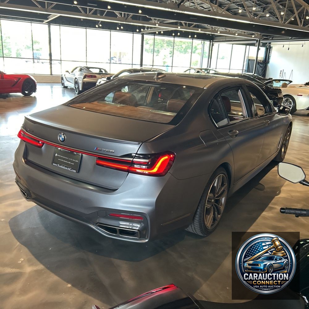 2022 BMW 7-Series M760xi