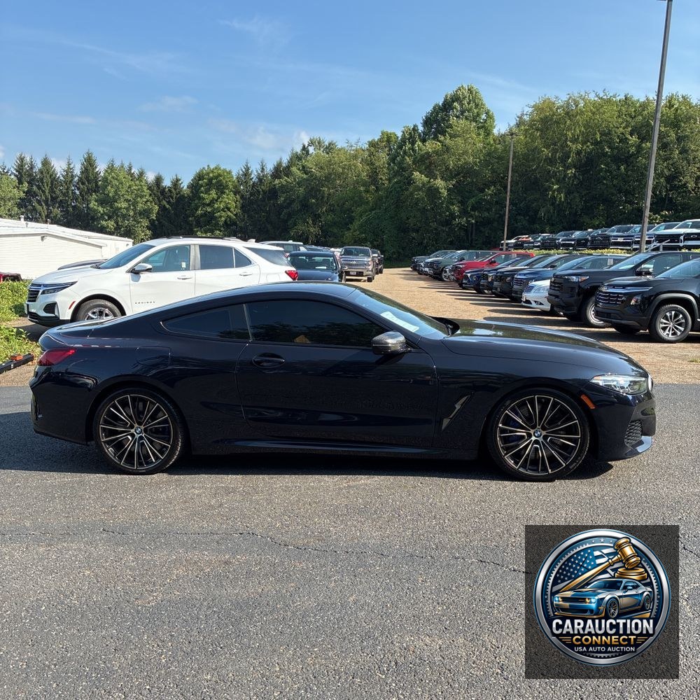 2022 BMW 8-Series M850xi