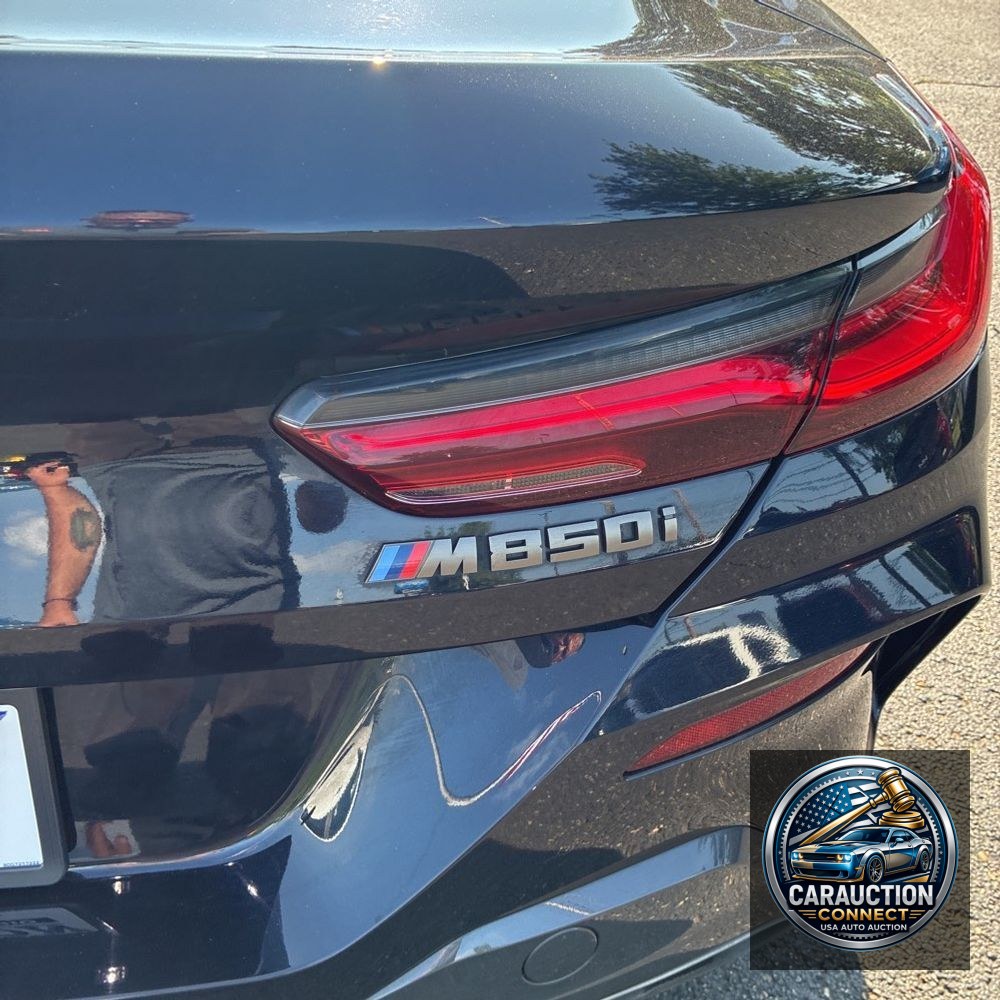 2022 BMW 8-Series M850xi