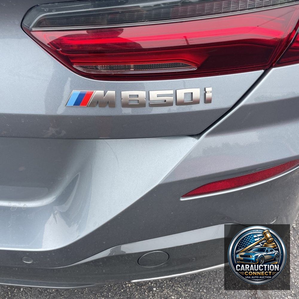 2022 BMW 8-Series M850xi