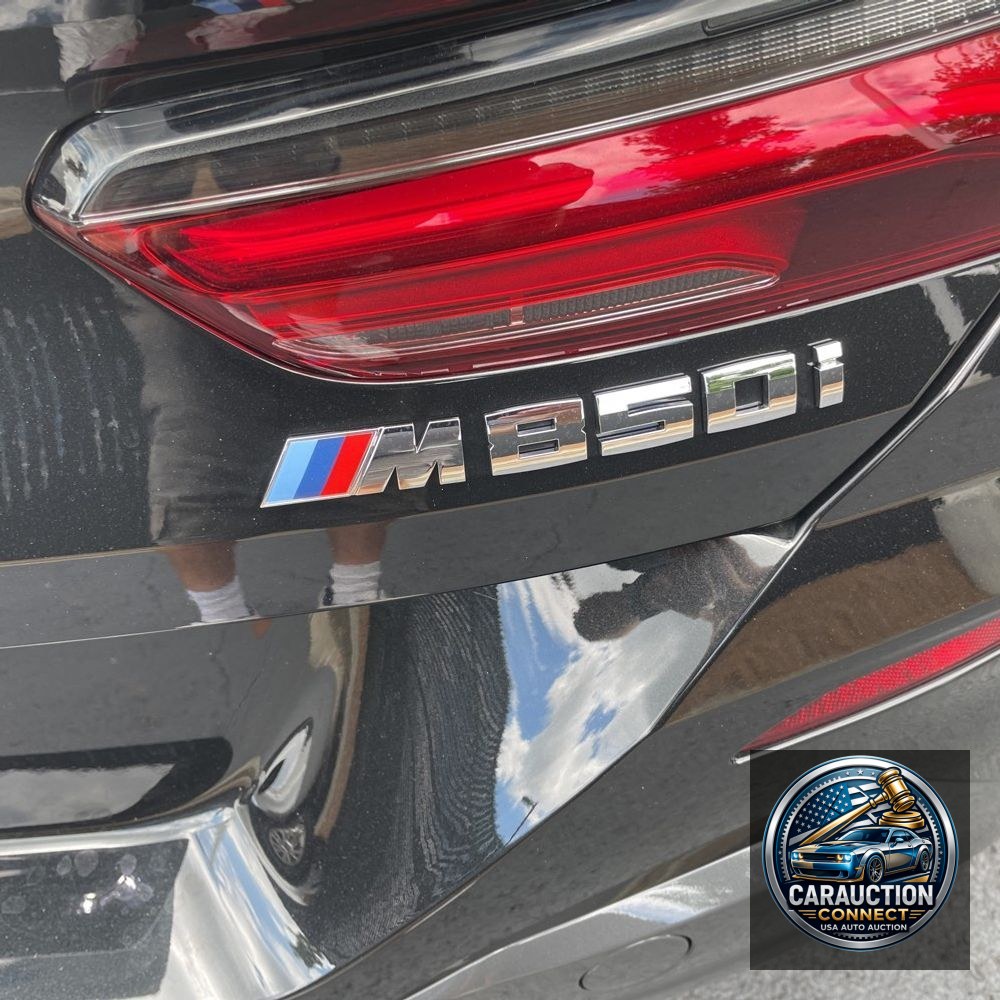 2025 BMW 8-Series M850i xDrive