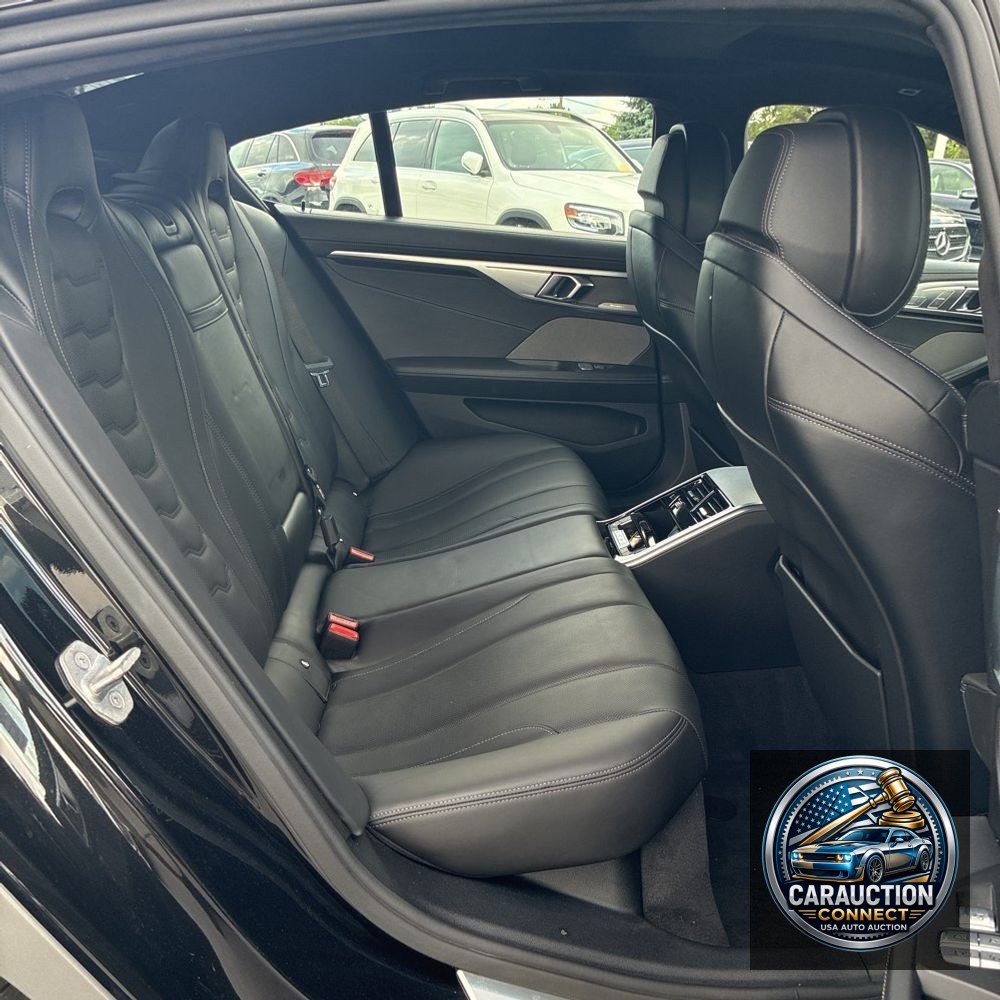 2021 BMW 8-Series 840xi Grn Coupe