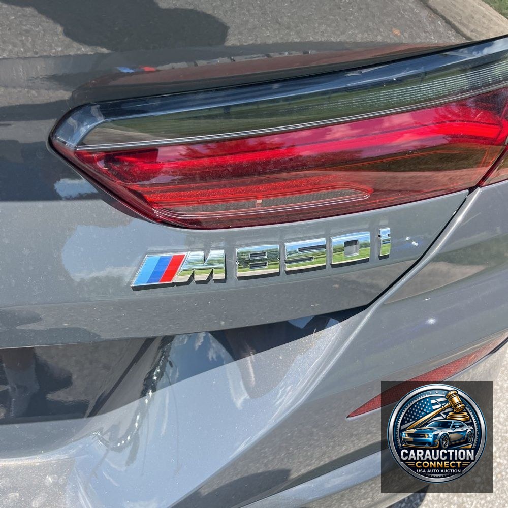 2024 BMW 8-Series M850xi