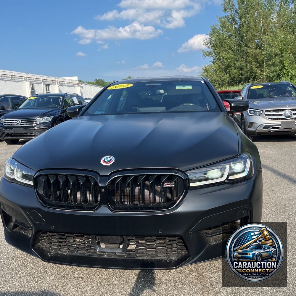 2023 BMW M5