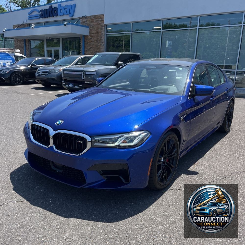 2022 BMW M5 Base