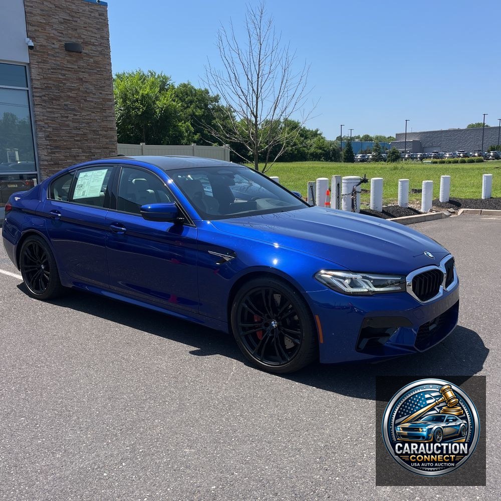 2022 BMW M5 Base