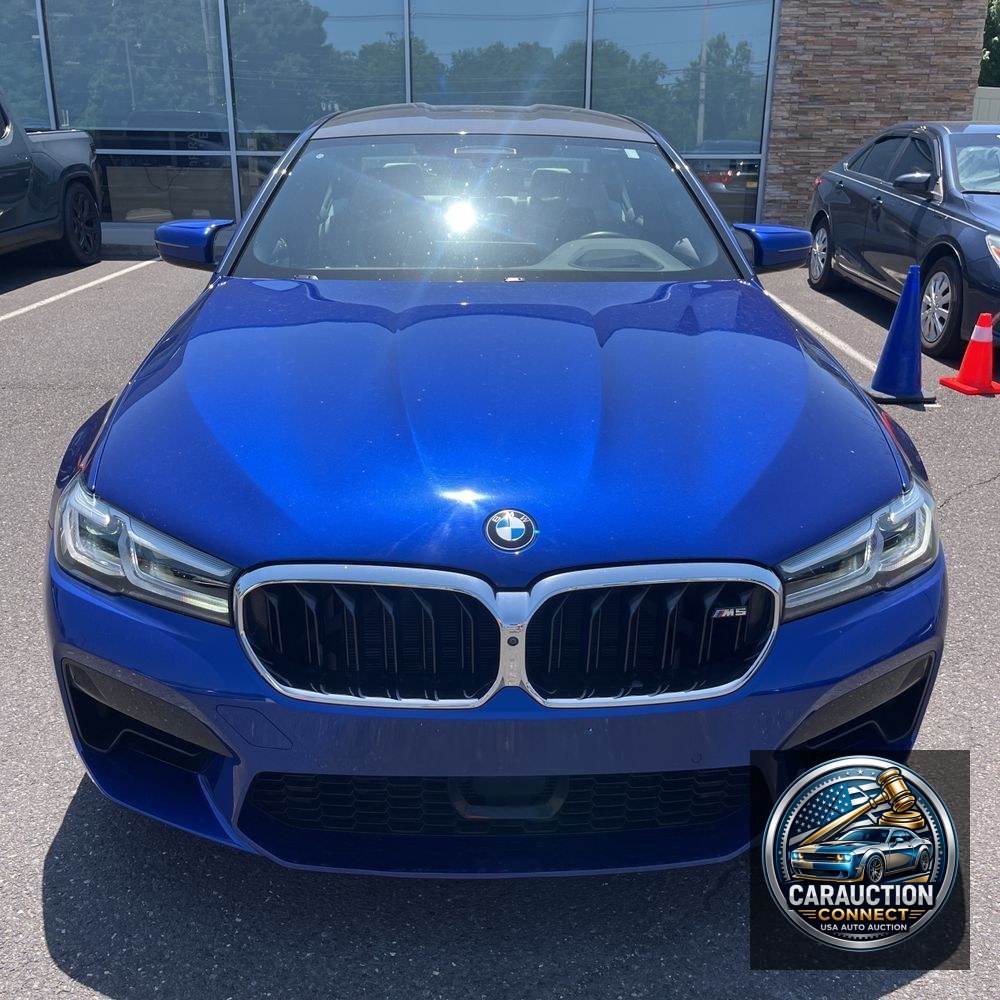 2022 BMW M5 Base