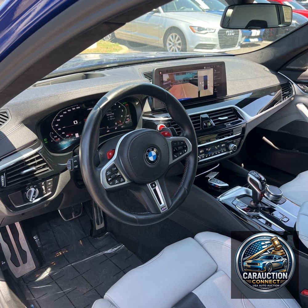 2022 BMW M5 Base