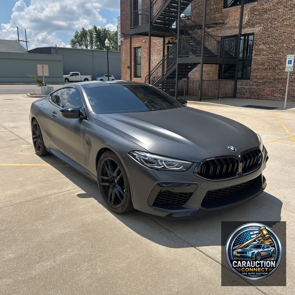 2022 BMW M8 Competition