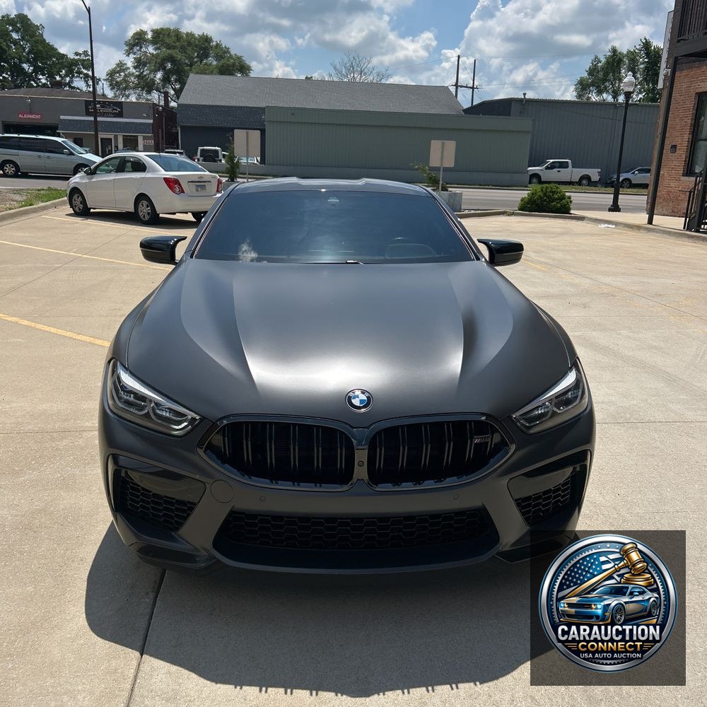 2022 BMW M8 Competition
