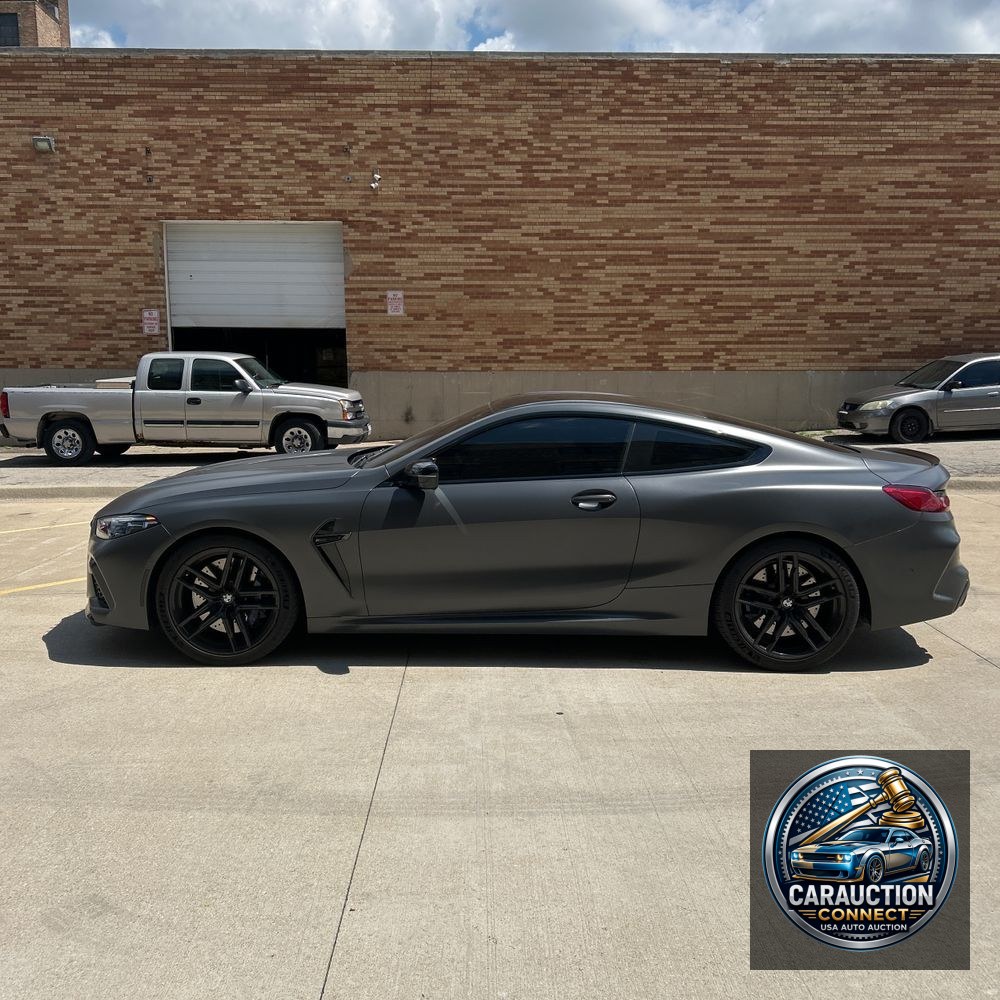 2022 BMW M8 Competition