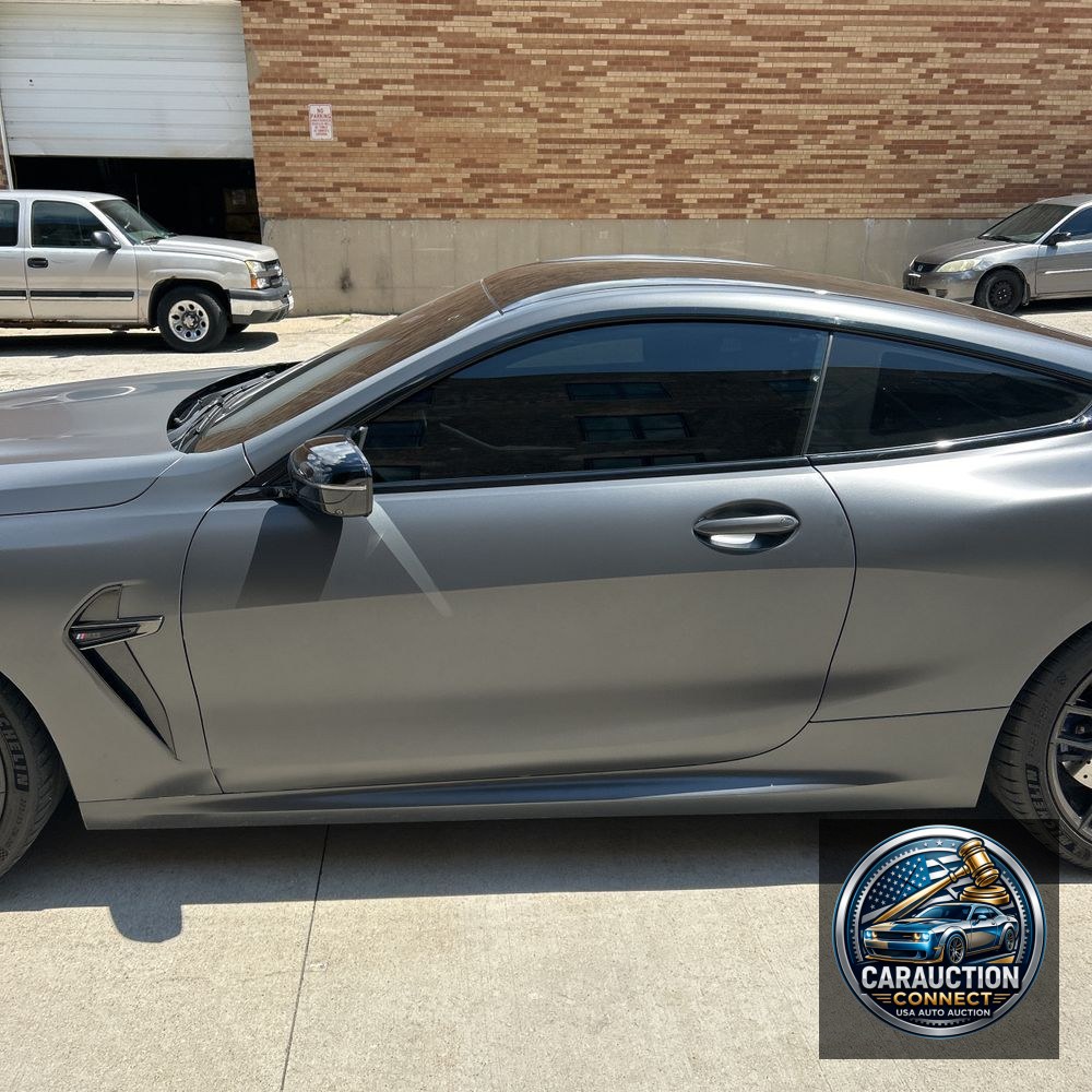 2022 BMW M8 Competition