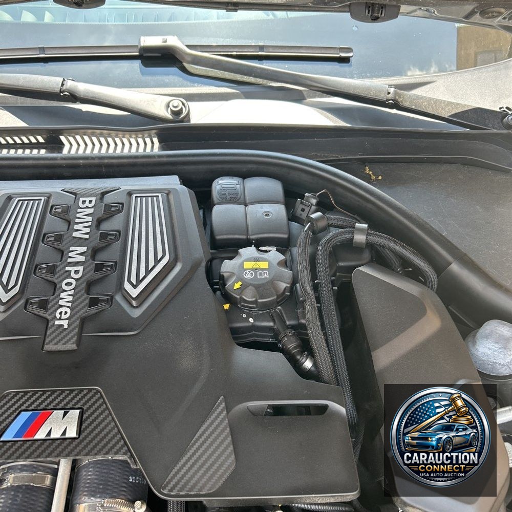 2022 BMW M8 Competition