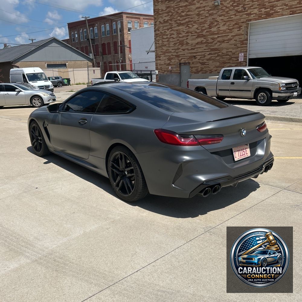 2022 BMW M8 Competition
