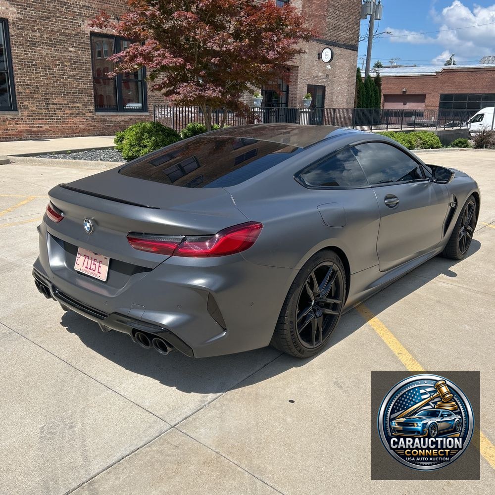 2022 BMW M8 Competition