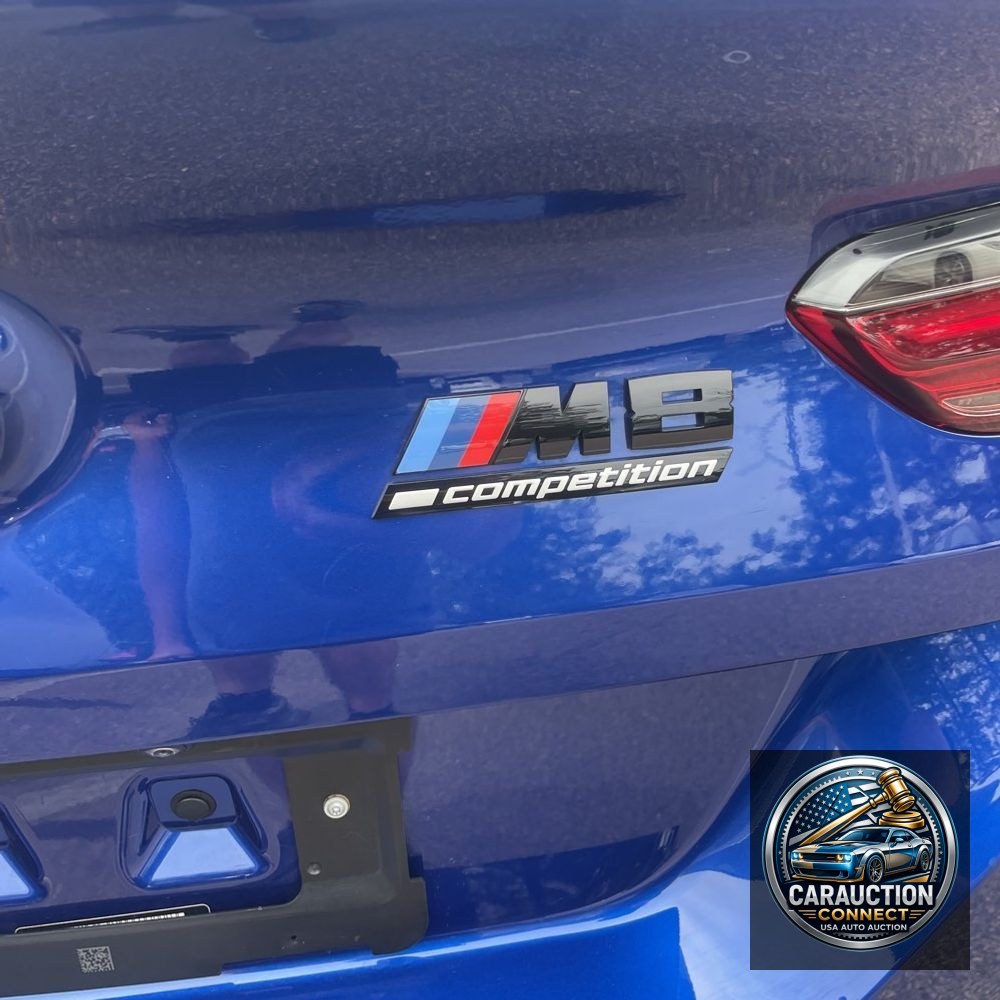 2023 BMW M8 Competition