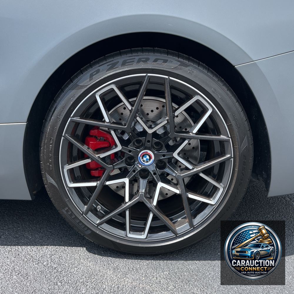 2023 BMW M8 Competition