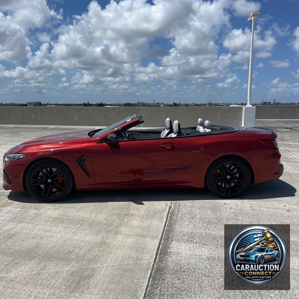 2022 BMW M8 Competition
