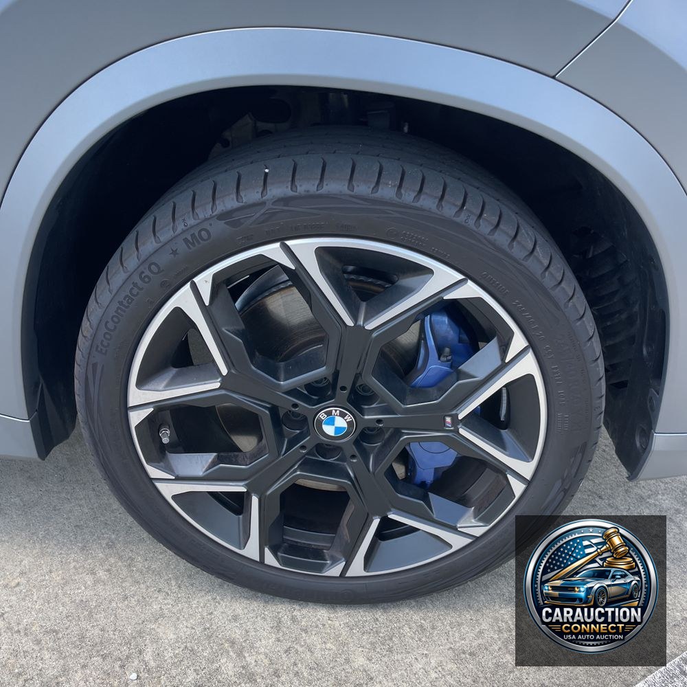 2025 BMW X1 M35i