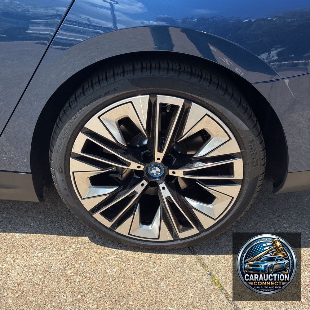 2025 BMW i5 xDrive40